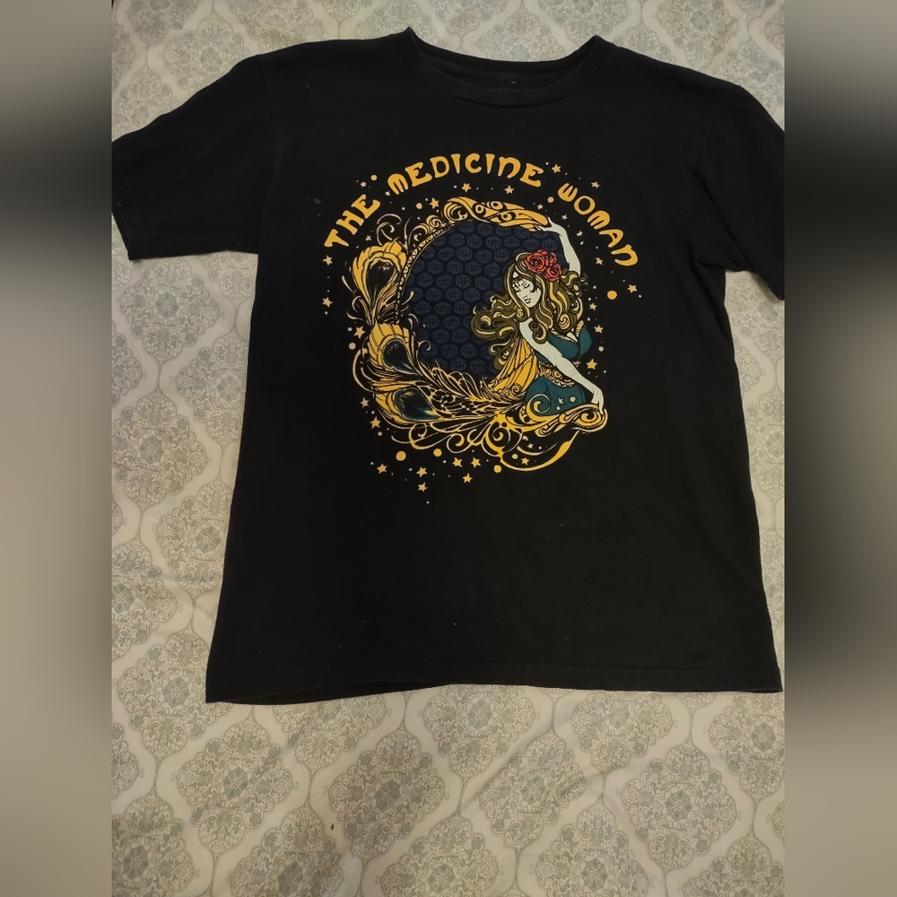 Medicine Woman Graphic Ter